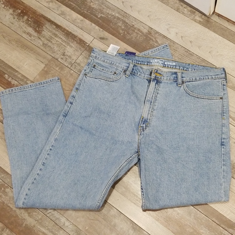 Signature Levi Strauss Jean's Size 40 X 32 NWT - Picture 4 of 8